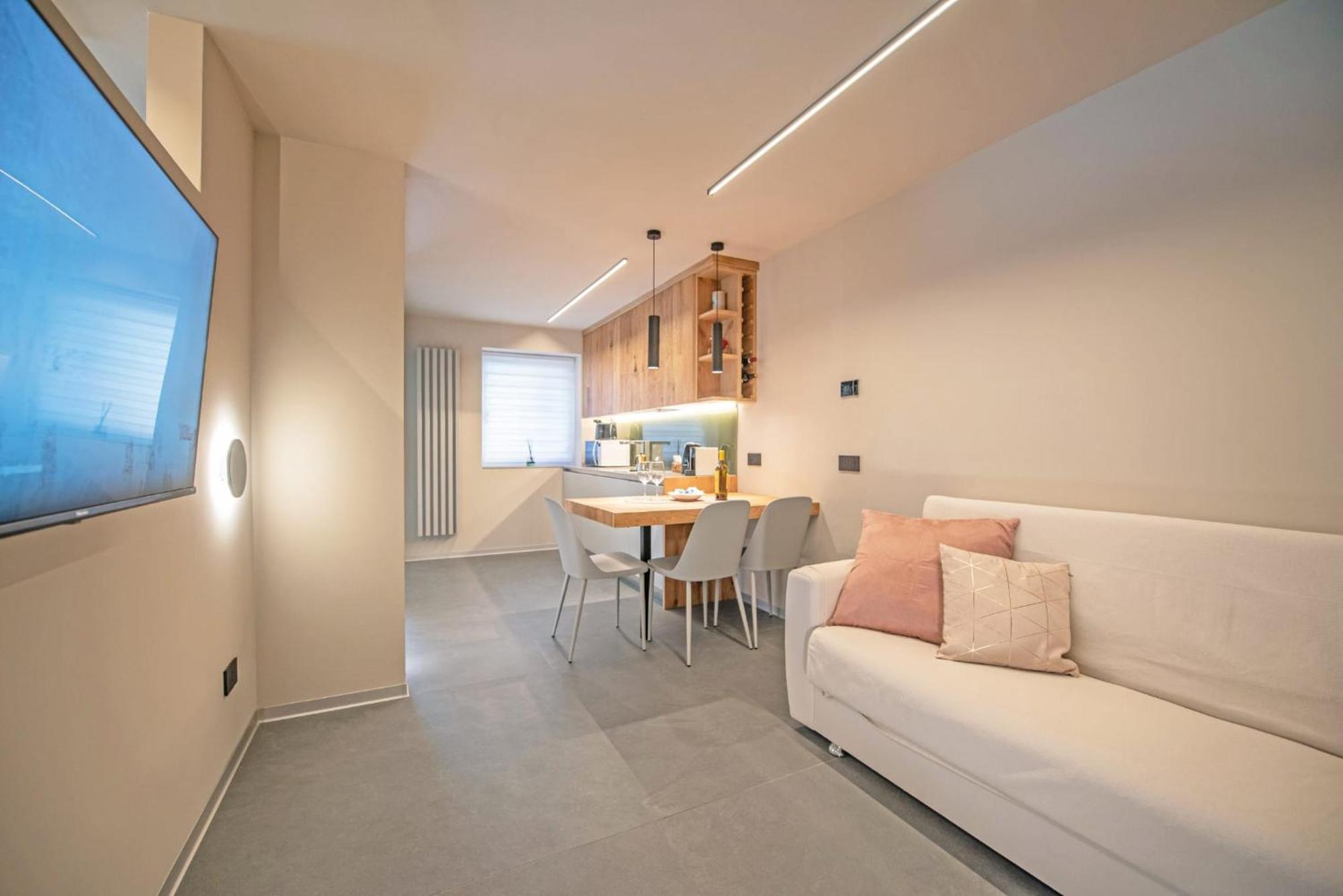 Dedde Home Αόστα Εξωτερικό φωτογραφία